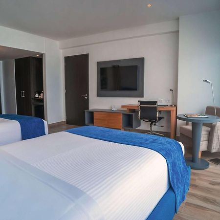 Wyndham Guayaquil, Puerto Santa Ana Hotel Kültér fotó