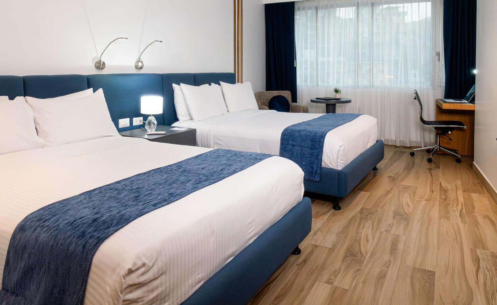 Wyndham Guayaquil, Puerto Santa Ana Hotel Kültér fotó